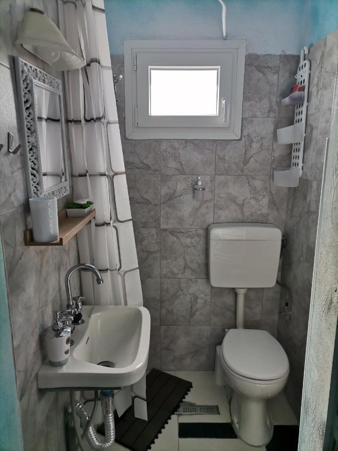 Apartament Frasta'S Rose Plaka  Zewnętrze zdjęcie