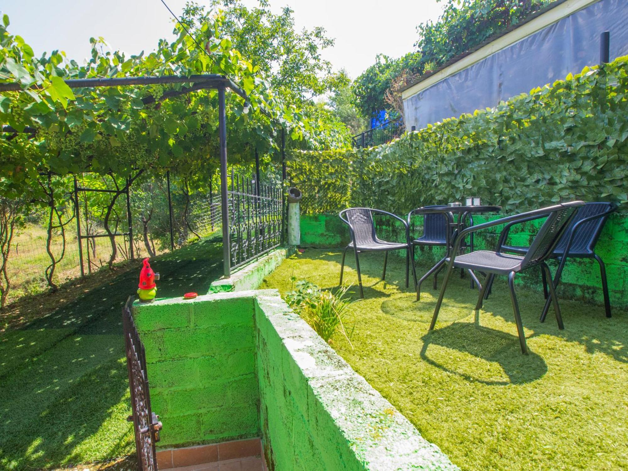 Apartament Frasta'S Rose Plaka  Zewnętrze zdjęcie